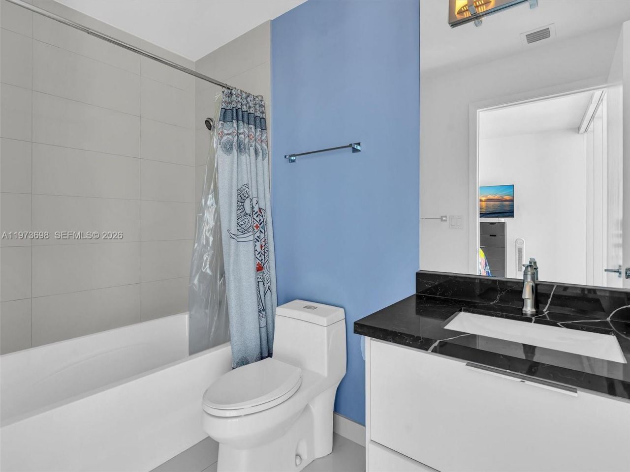 2020 N Bayshore Dr, Unit 3303, Miami, FL 33137 Photo