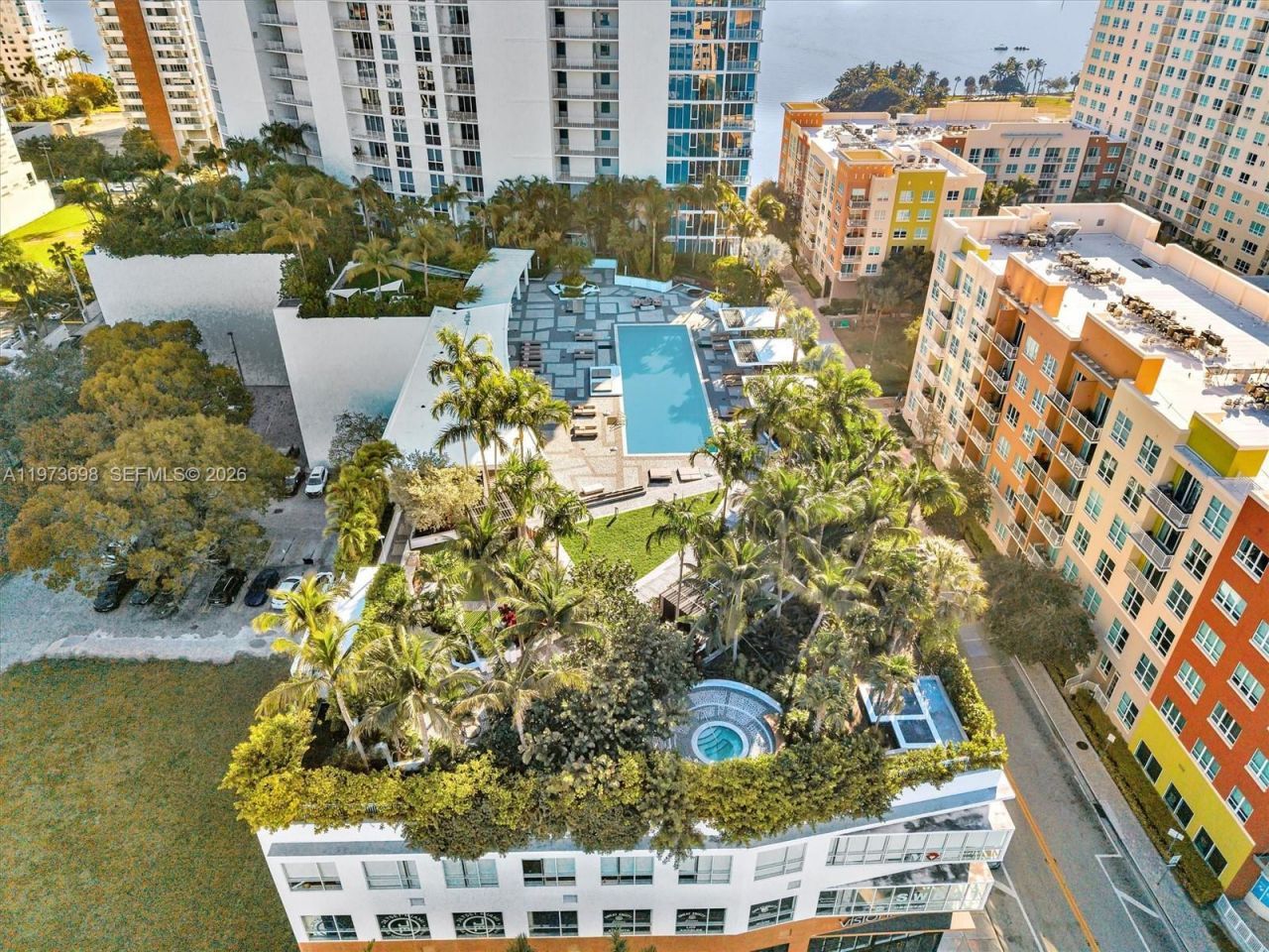 2020 N Bayshore Dr, Unit 3303, Miami, FL 33137 Photo