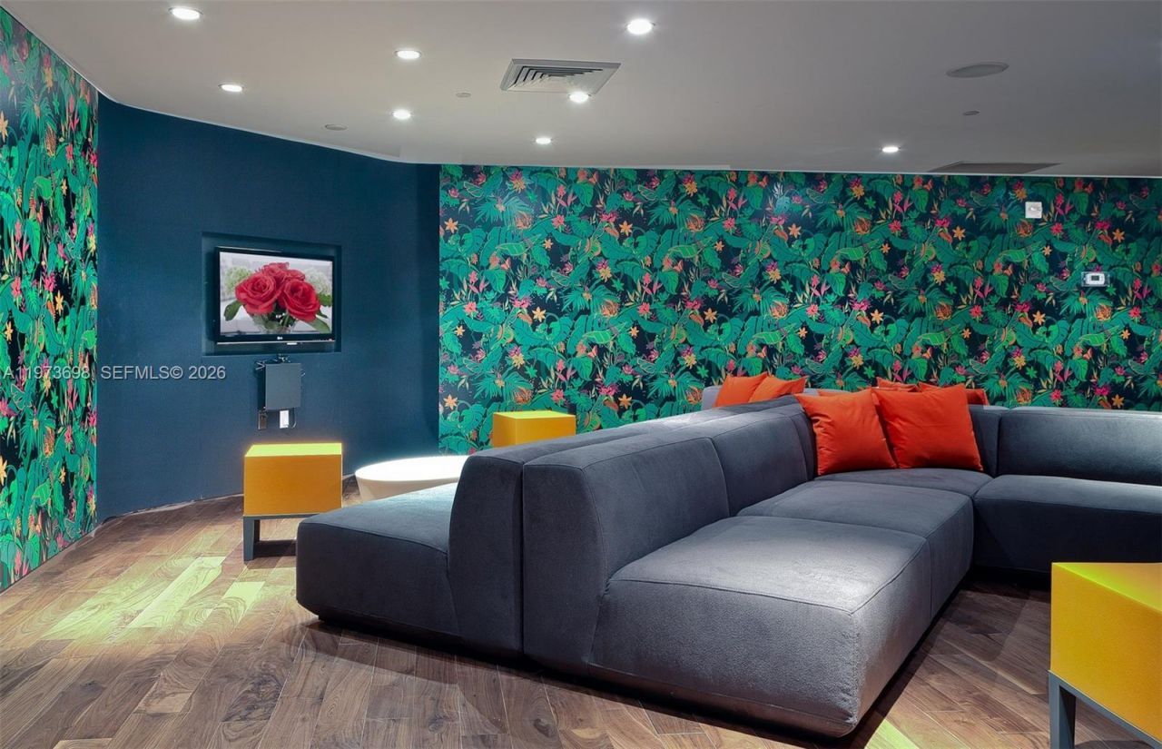 2020 N Bayshore Dr, Unit 3303, Miami, FL 33137 Photo