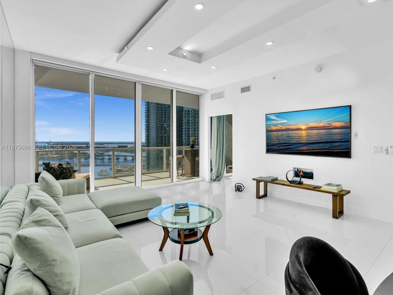 2020 N Bayshore Dr, Unit 3303, Miami, FL 33137 Photo