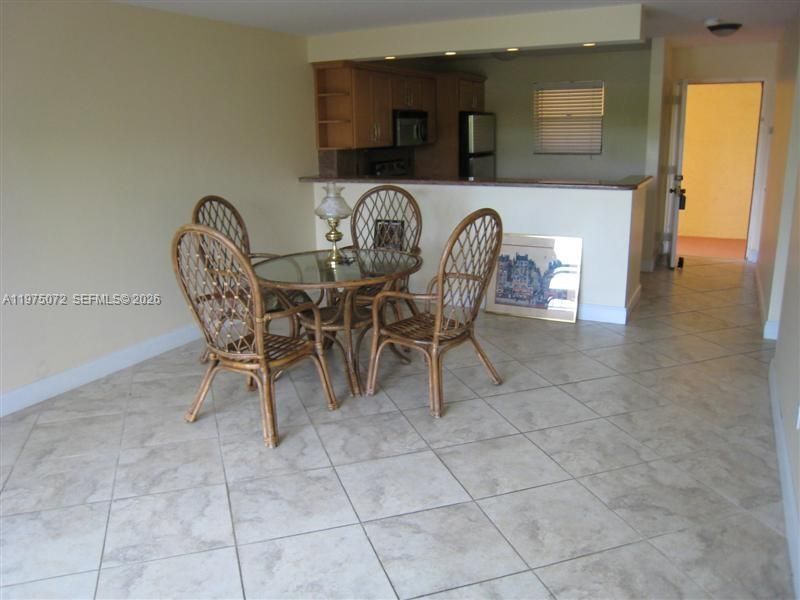 7722 Camino Real, Unit E301, Miami, FL 33143 Photo