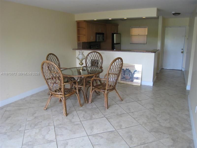 7722 Camino Real, Unit E301, Miami, FL 33143 Photo
