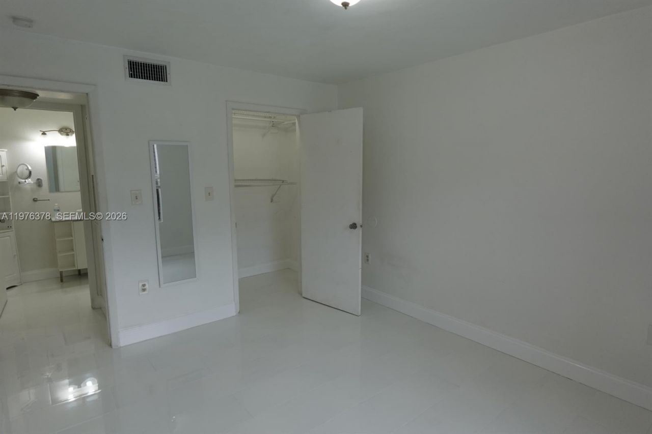 15560 SW 104th Ter, Unit 613, Miami, FL 33196 Photo