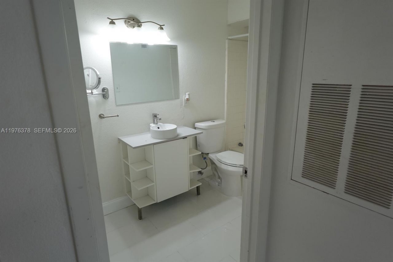 15560 SW 104th Ter, Unit 613, Miami, FL 33196 Photo