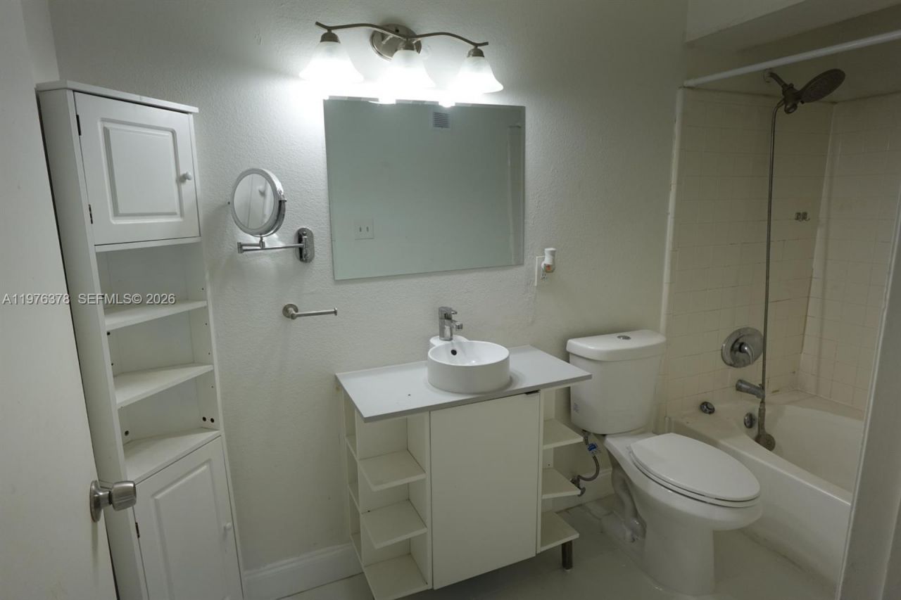 15560 SW 104th Ter, Unit 613, Miami, FL 33196 Photo