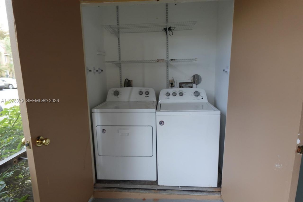 15560 SW 104th Ter, Unit 613, Miami, FL 33196 Photo