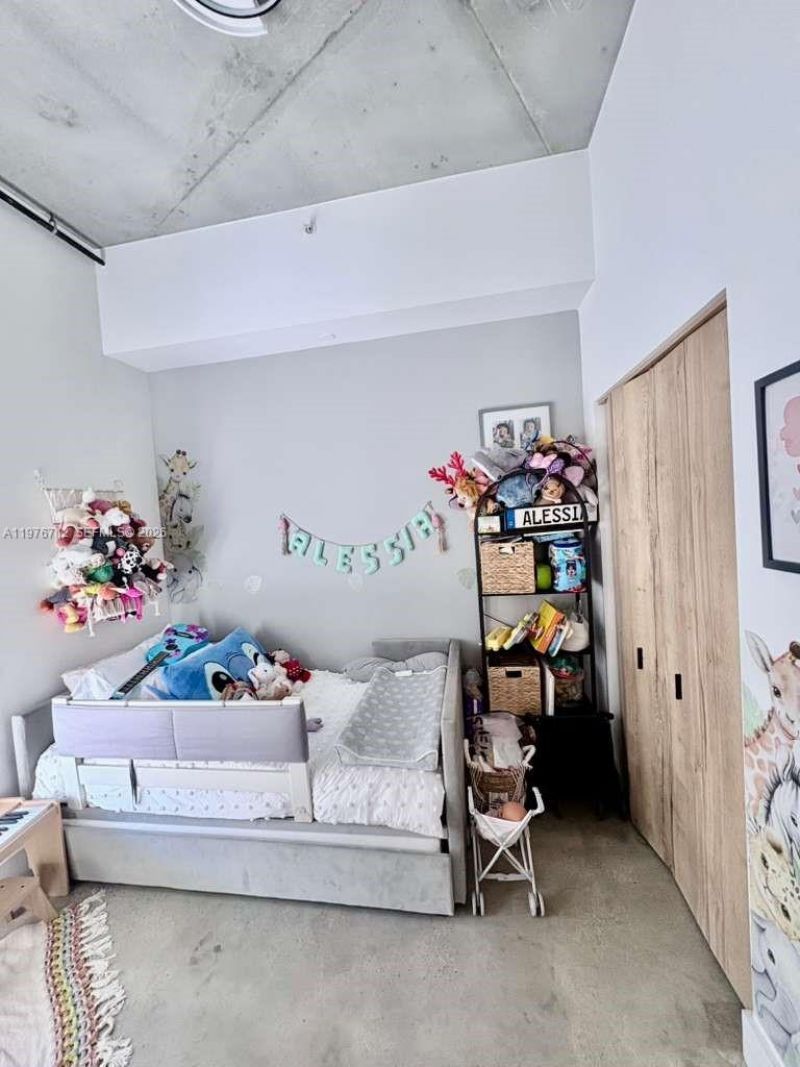 10 SW South River Dr, Unit 603, Miami, FL 33130 Photo