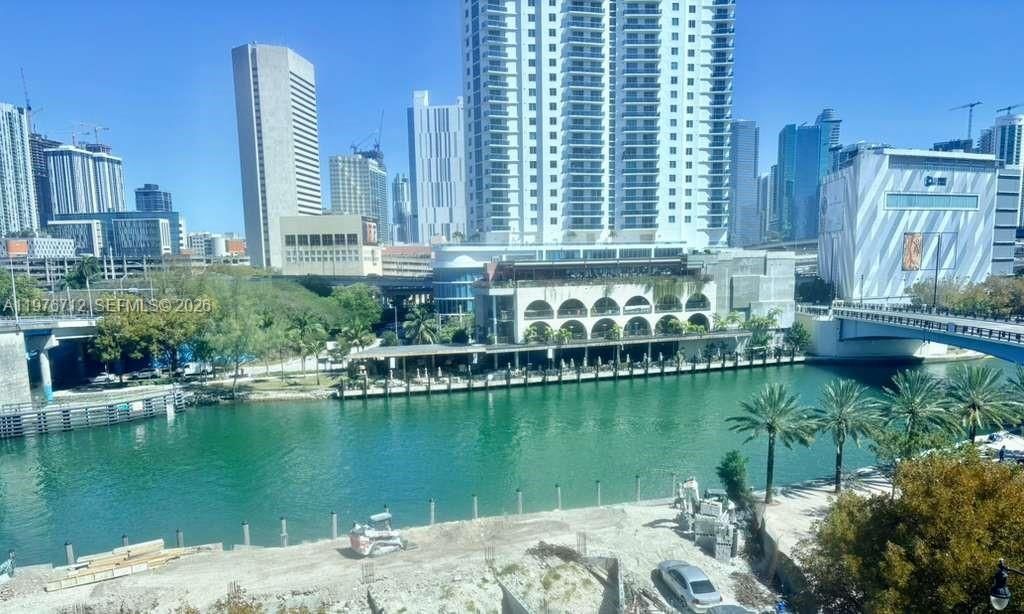 10 SW South River Dr, Unit 603, Miami, FL 33130 Photo