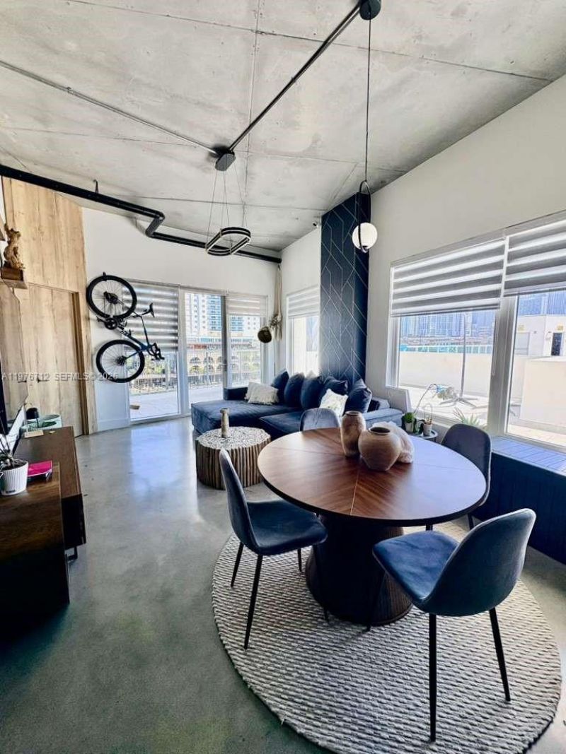 10 SW South River Dr, Unit 603, Miami, FL 33130 Photo