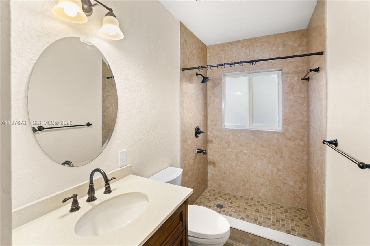 140 Santander Ave, Coral Gables, FL 33134 Photo