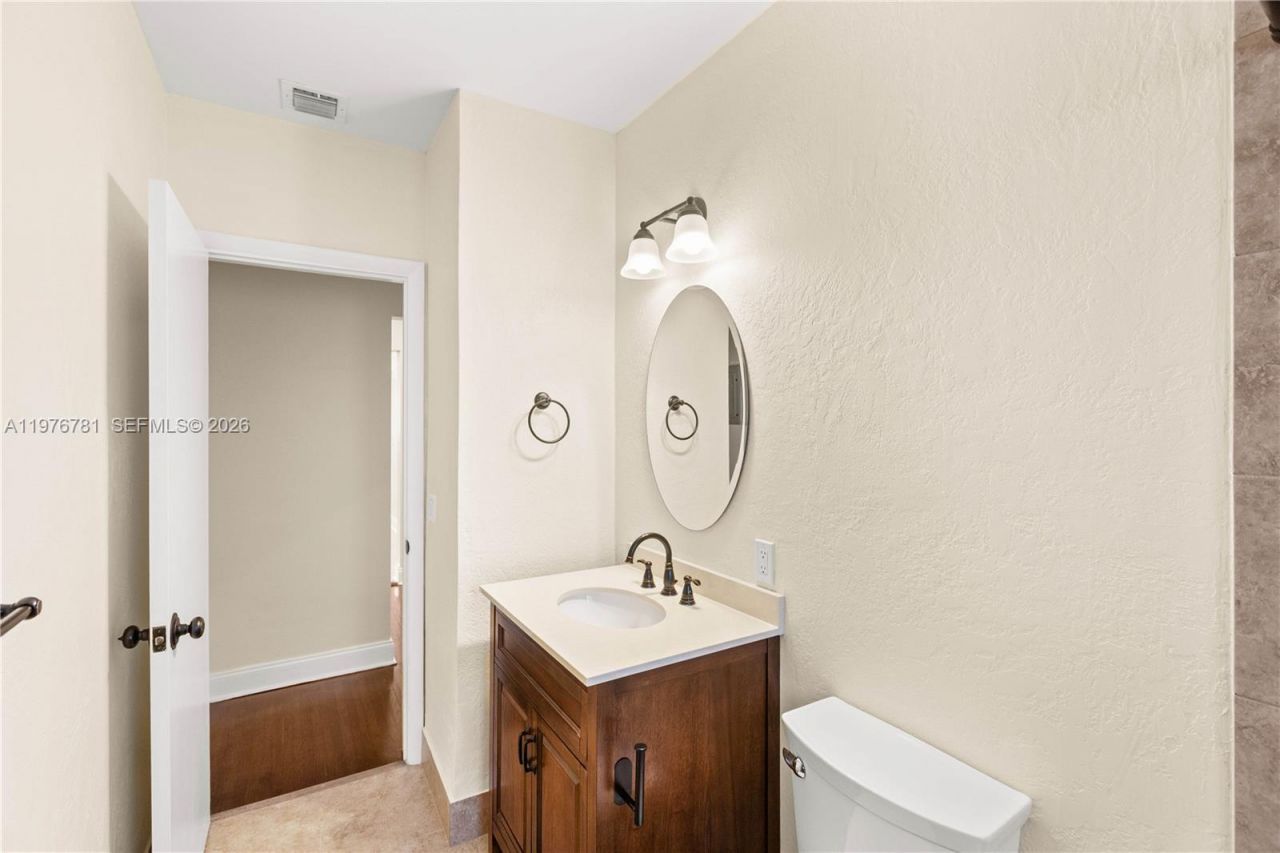 140 Santander Ave, Coral Gables, FL 33134 Photo