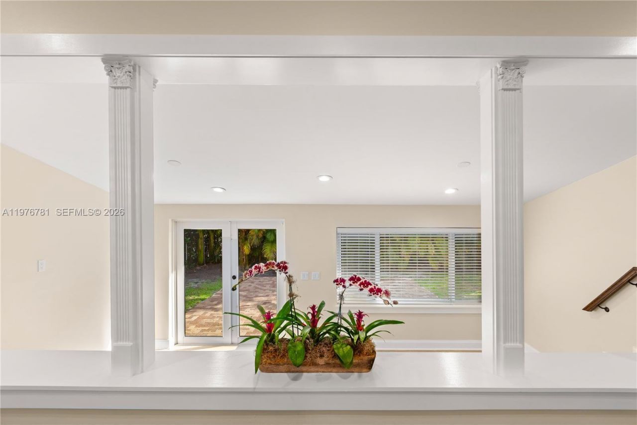 140 Santander Ave, Coral Gables, FL 33134 Photo