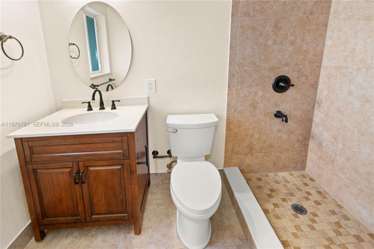 140 Santander Ave, Coral Gables, FL 33134 Photo