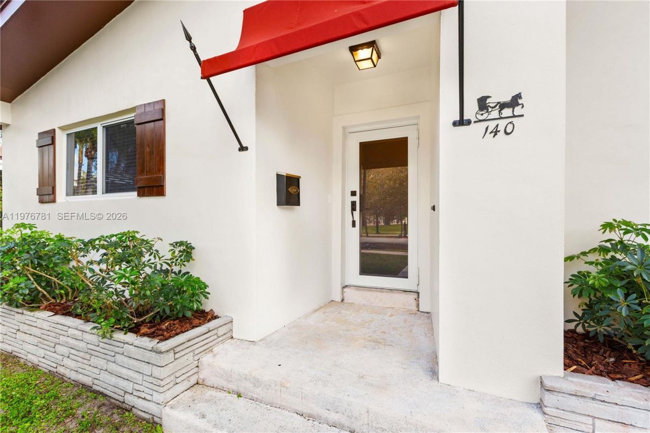 140 Santander Ave, Coral Gables, FL 33134 Photo