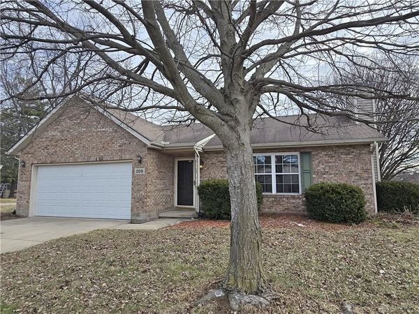 209 Jay Road, Union, OH 45322