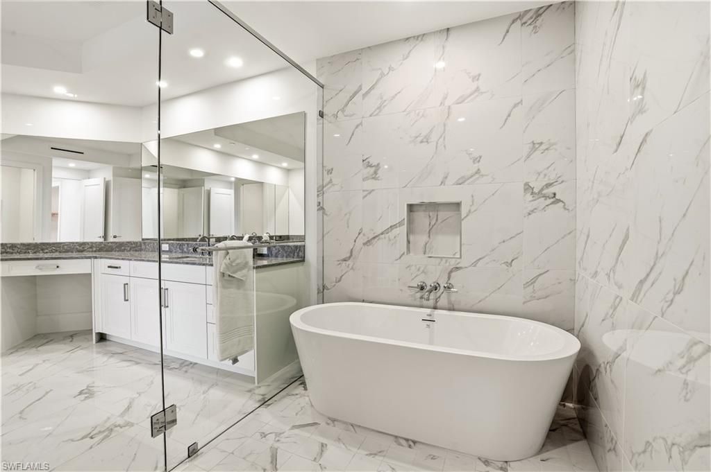 4810 Pelican Colony Blvd , Unit 1605, Bonita Springs, FL 34134 Photo