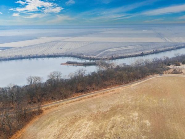 0 GALVIN Place, Manito, IL 61546