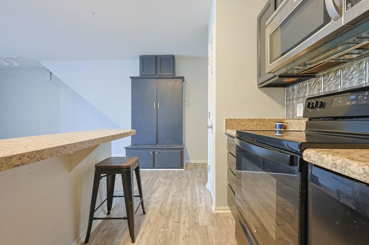 206 Double Eagle Dr. Photo 14