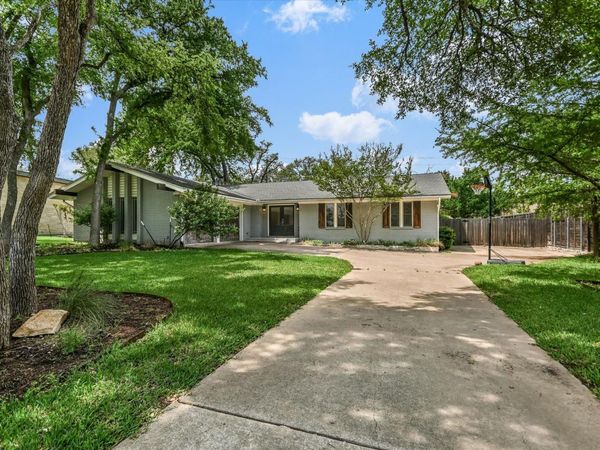 306 Briarwood TRL , Austin, TX 78746