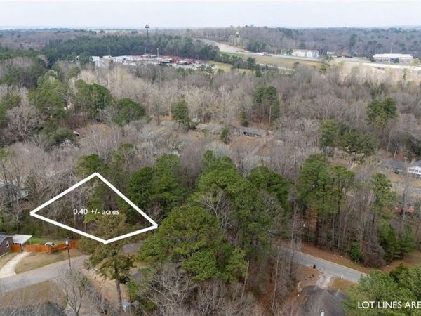 4718 Woodvale Drive , Tuscaloosa, AL 35405