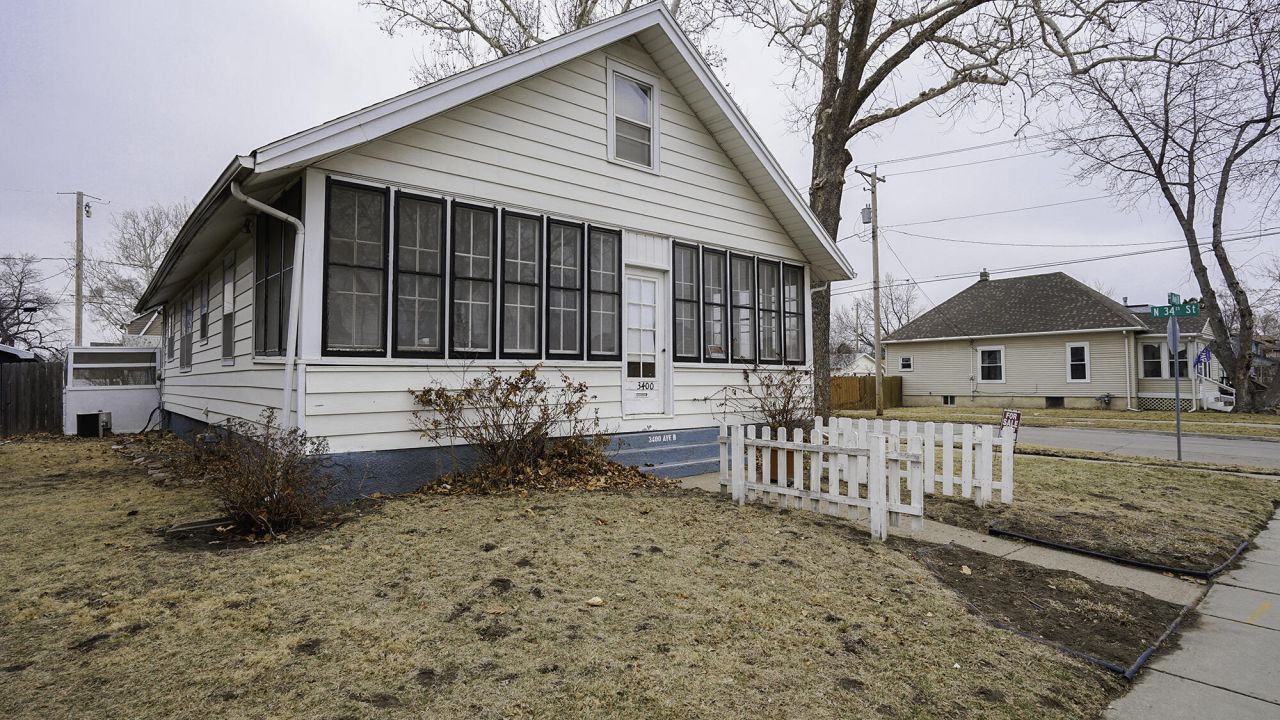 3400 Avenue B, Council Bluffs, IA 51501 Main Photo