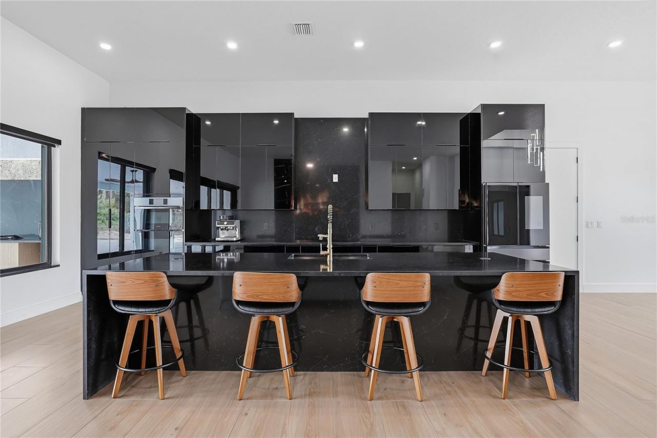 17736 Overstreet Lane, Spring Hill, FL 34610 Photo