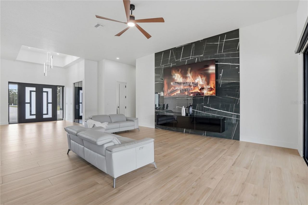 17736 Overstreet Lane, Spring Hill, FL 34610 Photo