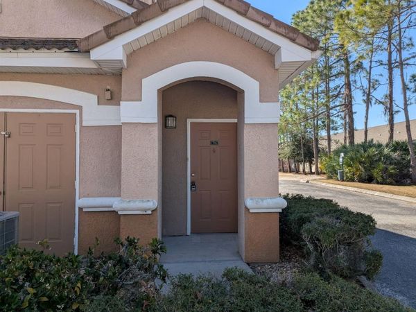 17962 VILLA CREEK DRIVE, Unit 17962, TAMPA, FL 33647