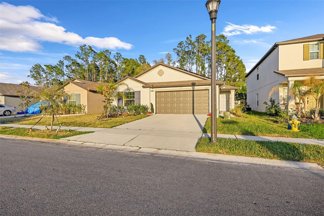 1839 Yellow Trail, Lakeland, FL 33801 Photo