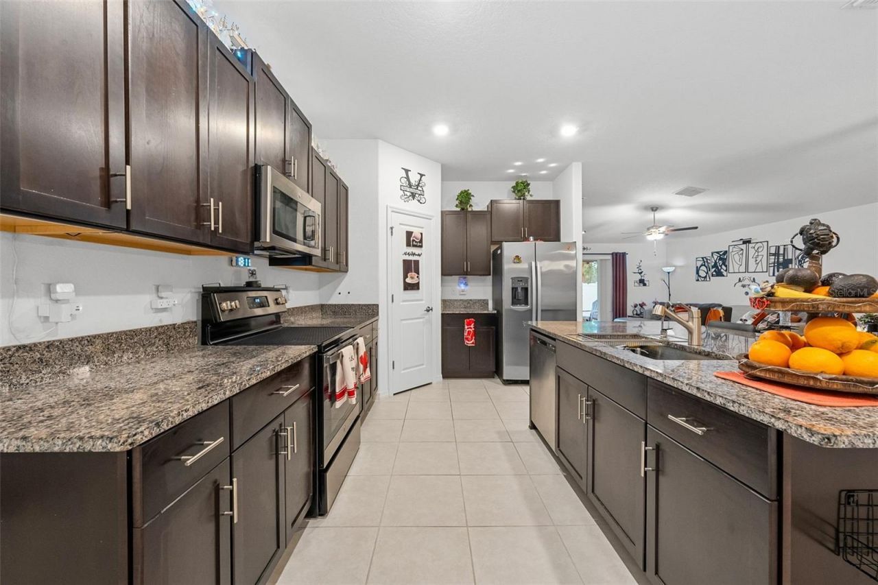 1839 Yellow Trail, Lakeland, FL 33801 Photo