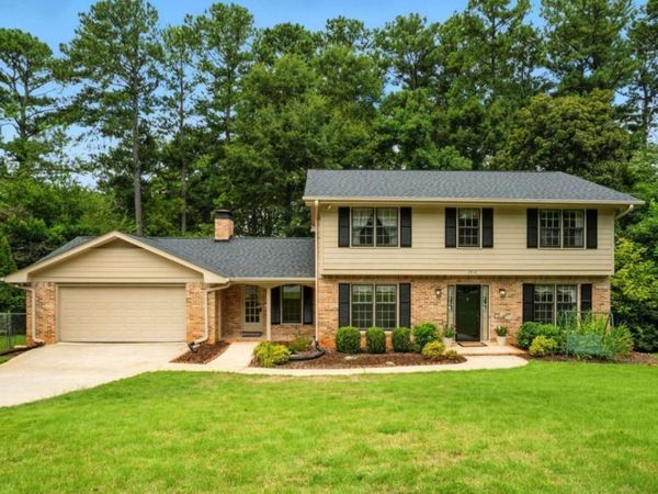 2416 Norwich Lane, Tucker, GA 30084