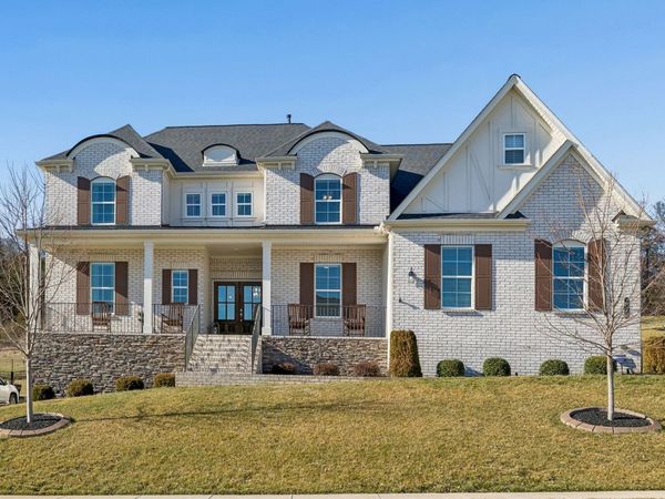 7020 Fiddlers Glen Dr, Arrington, TN 37014