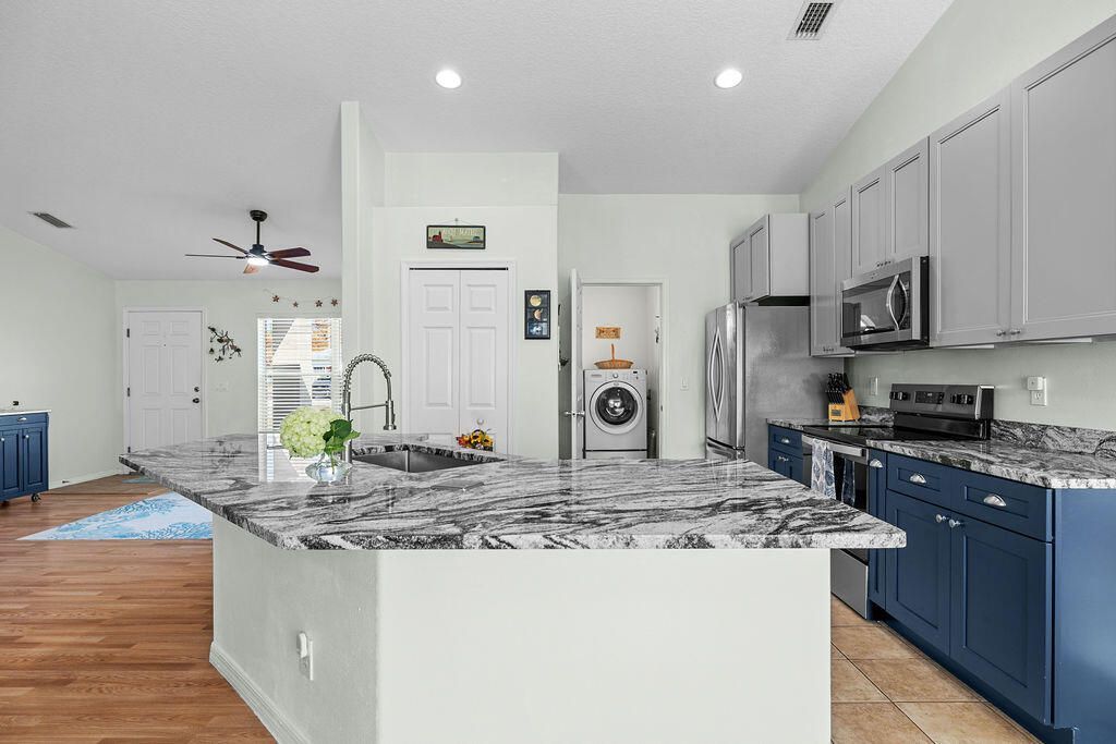 672 SW Paar Drive, Port Saint Lucie, FL 34953 Photo