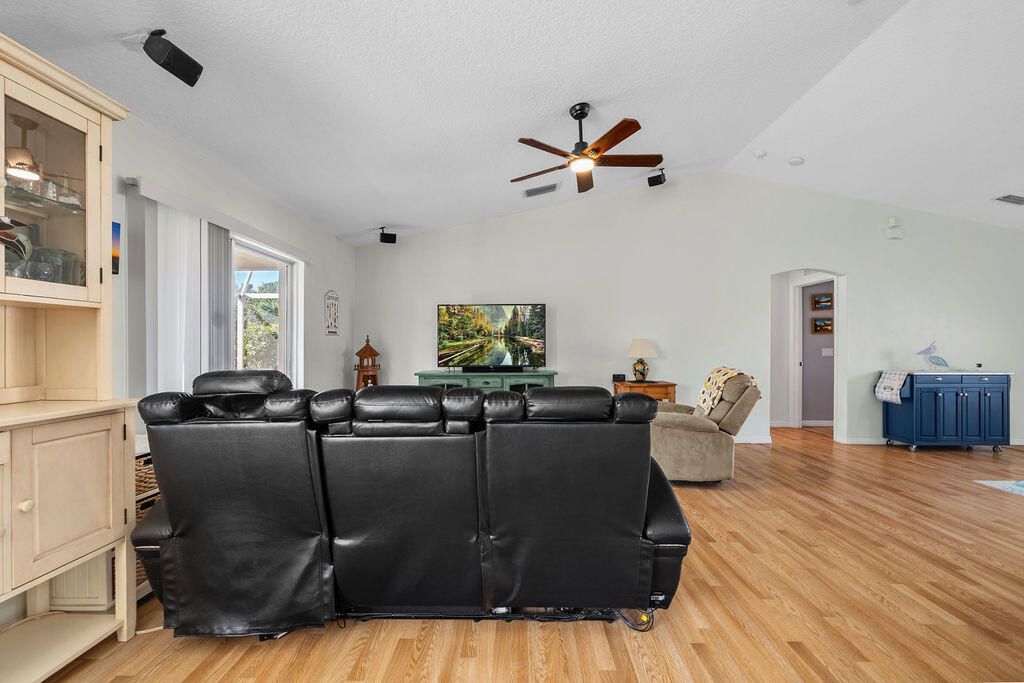 672 SW Paar Drive, Port Saint Lucie, FL 34953 Photo