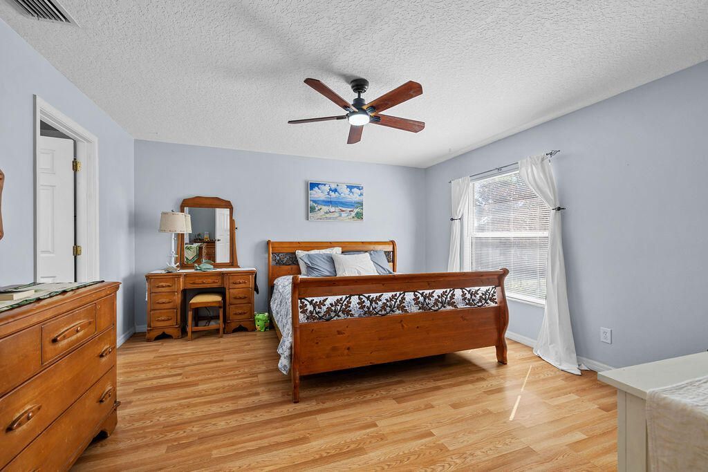 672 SW Paar Drive, Port Saint Lucie, FL 34953 Photo