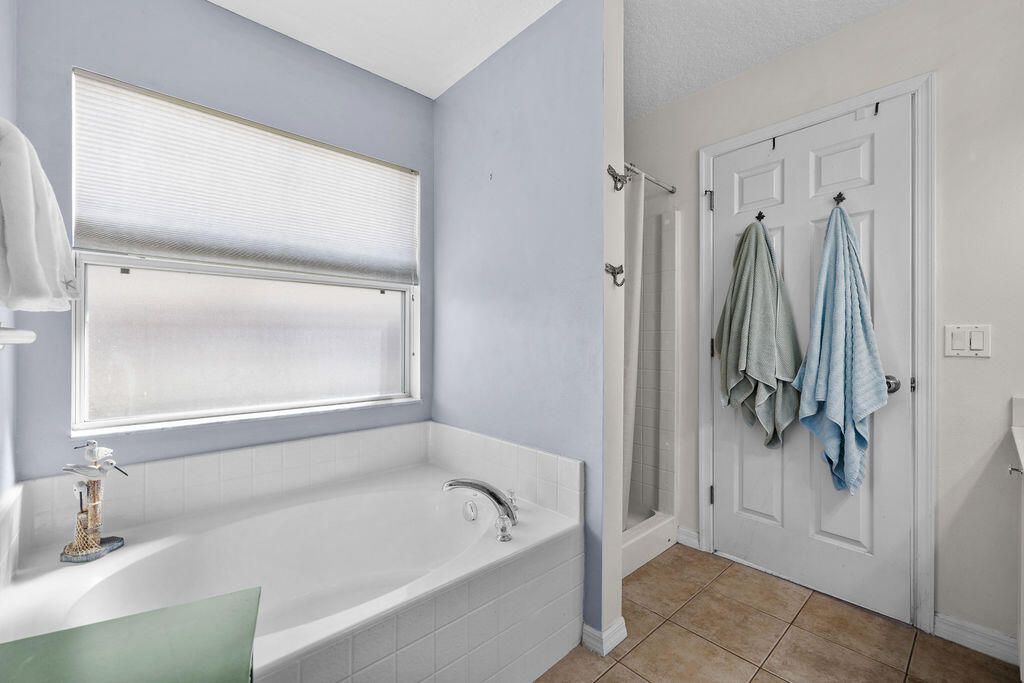 672 SW Paar Drive, Port Saint Lucie, FL 34953 Photo