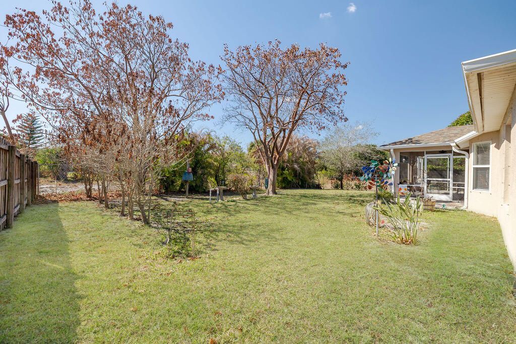 672 SW Paar Drive, Port Saint Lucie, FL 34953 Photo