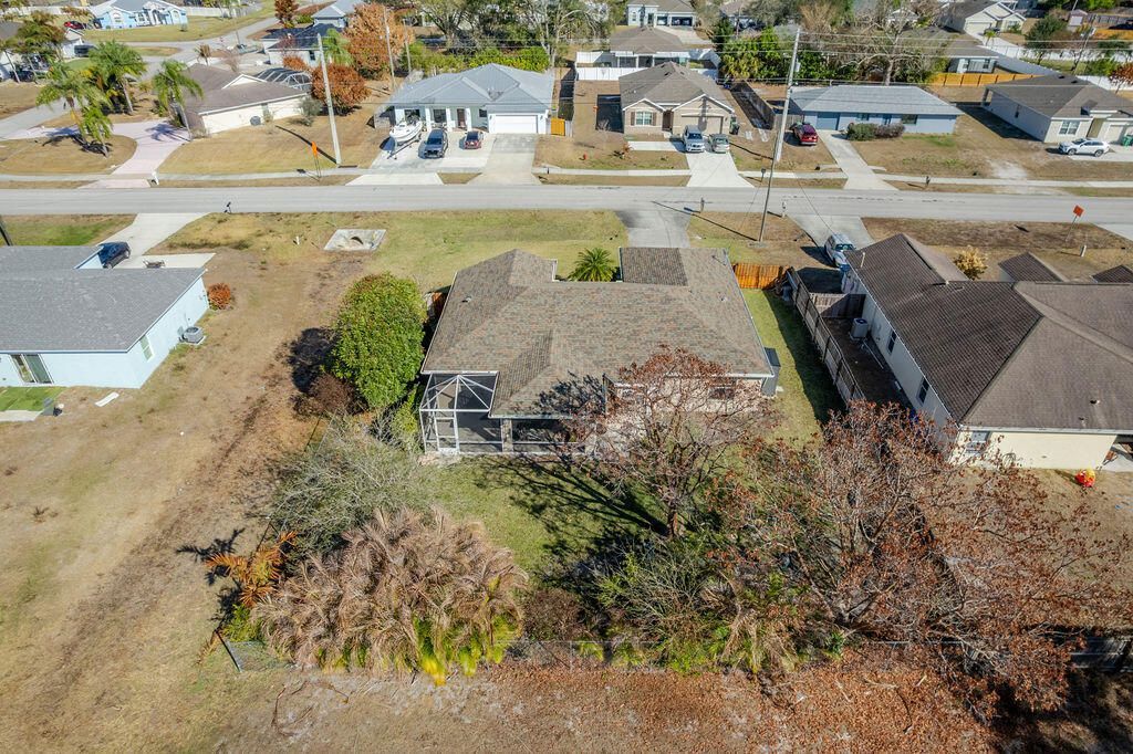 672 SW Paar Drive, Port Saint Lucie, FL 34953 Photo