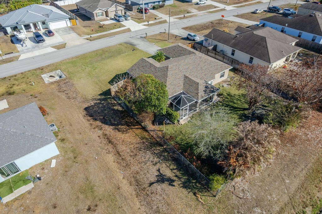 672 SW Paar Drive, Port Saint Lucie, FL 34953 Photo