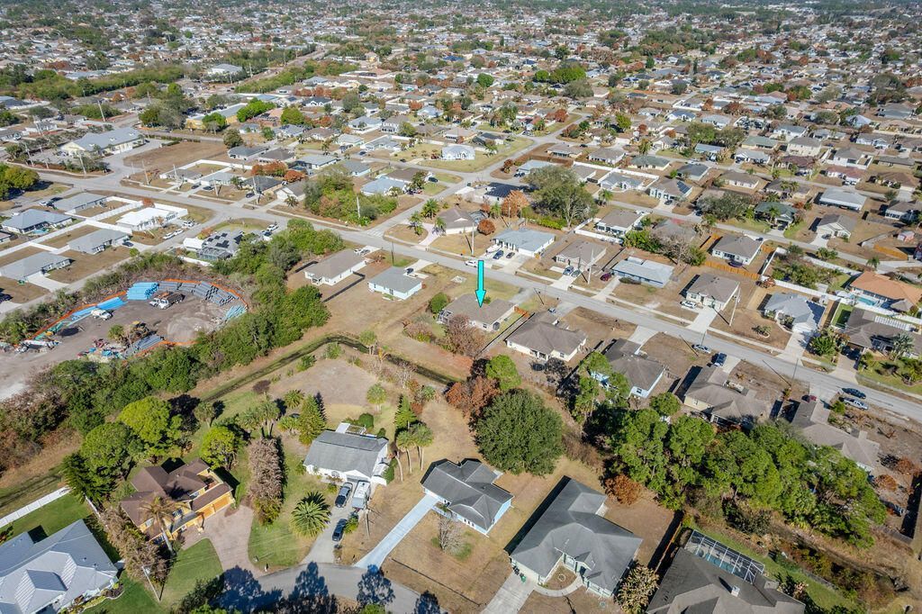 672 SW Paar Drive, Port Saint Lucie, FL 34953 Photo