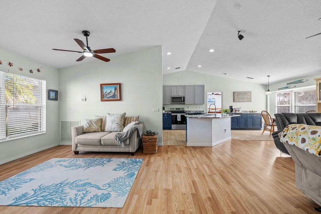 672 SW Paar Drive, Port Saint Lucie, FL 34953 Photo