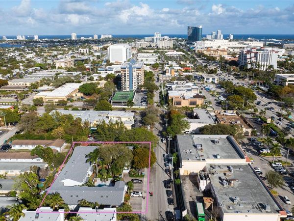 801 SE 16th Ct, Unit 14, Fort Lauderdale, FL 33316