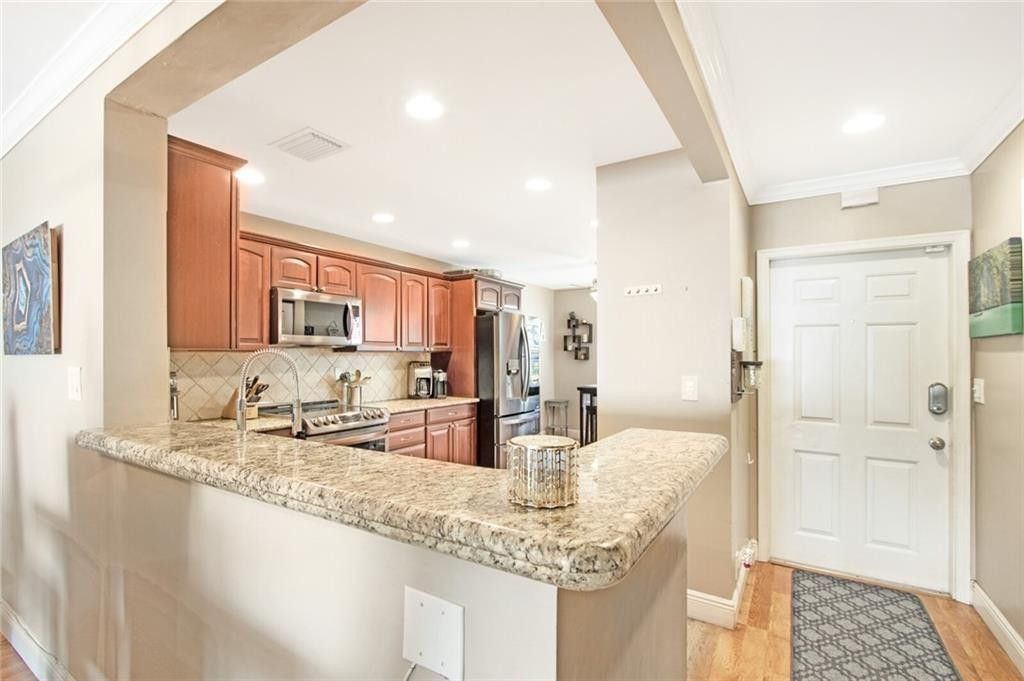 801 SE 16th Court, Unit 14, Fort Lauderdale, FL 33316 Photo