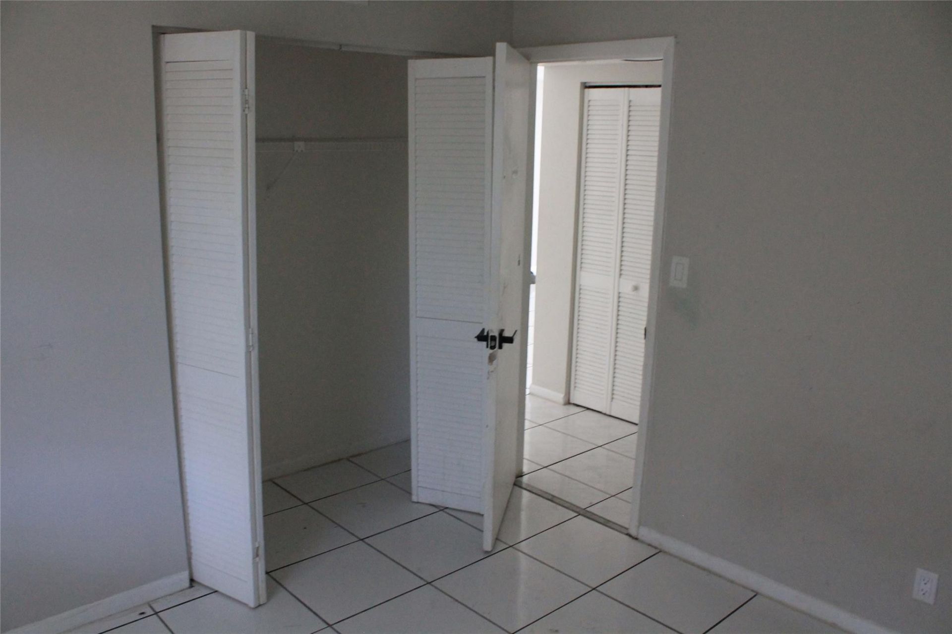 7610 Stirling Road, Unit 202 G, Hollywood, FL 33024 Photo