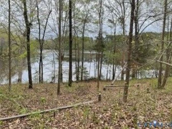 24 Wilson Creek Lane , Lawrenceville, VA 23868