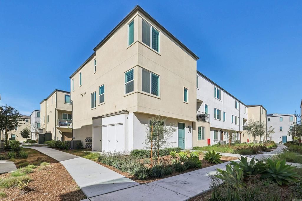 5471 Seacliff Place, Unit 80, San Diego, CA 92154 Main Photo