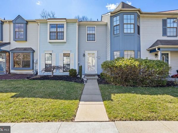 4 CARLYLE COURT, ROBBINSVILLE, NJ 08691