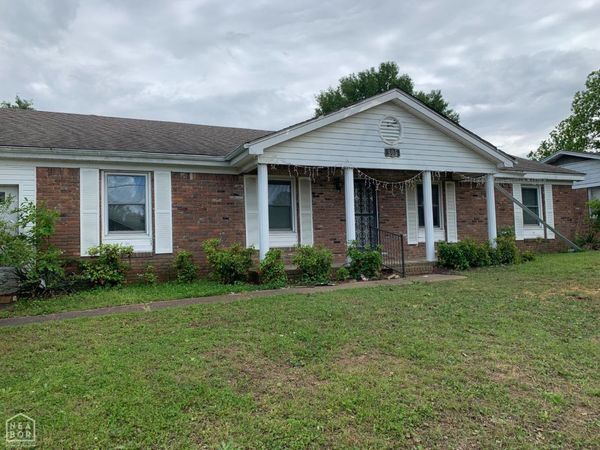805 Southwest Drive, Jonesboro, AR 72401