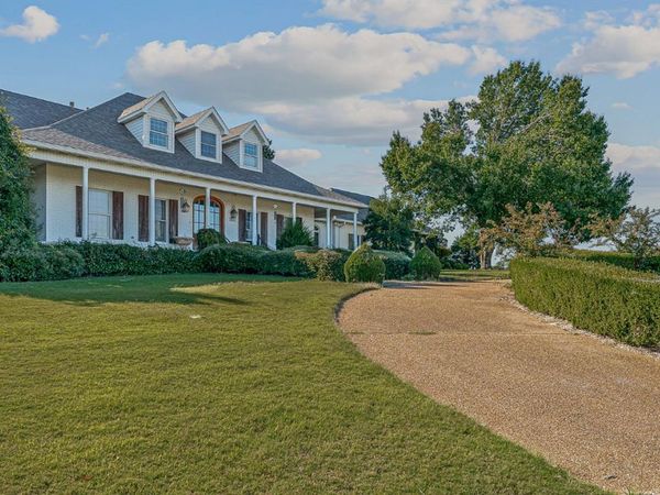 3623 Lacoste Drive, Jonesboro, AR 72404