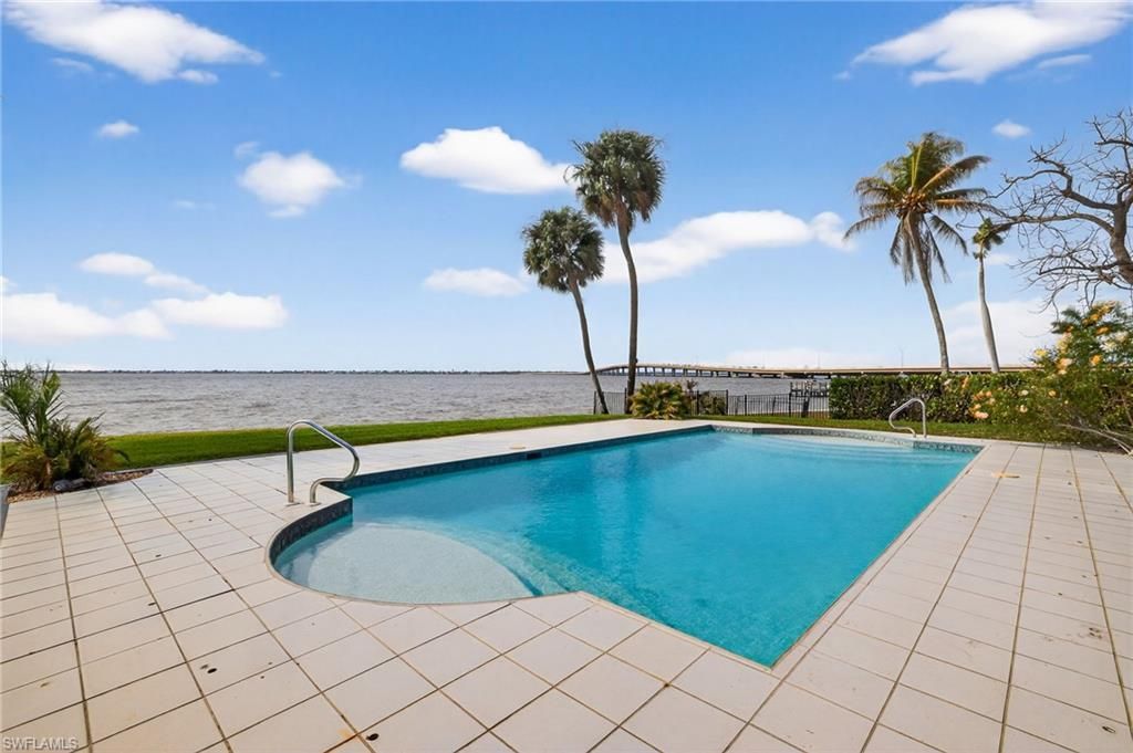 19 George Town, Fort Myers, FL 33919 Photo